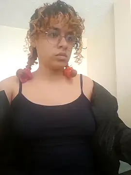 EmmaMelissa0521 online show from February 15, 5:31 pm