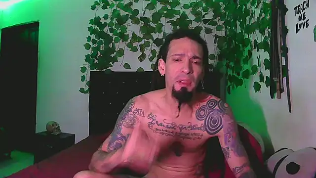 caribbeanlover1 online show from November 5, 11:10 am