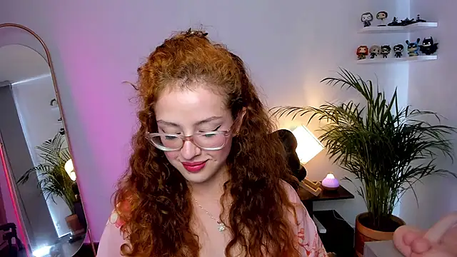 Cassandra Caiin online show from January 22, 9:10 pm