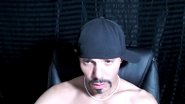 ThickD2C online show from January 23, 8:45 pm