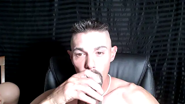 ThickD2C online show from February 14, 7:54 pm