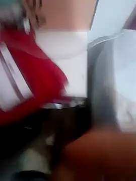 Snapshot of srmisterio09 chatting on December 25, 10:16 pm srmisterio09 online show from December 25, 10:16 pm