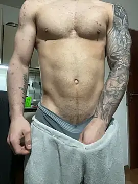 Snapshot of srmisterio09 chatting on September 14, 9:47 pm srmisterio09 online show from September 14, 9:47 pm