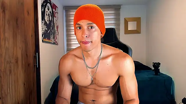 Snapshot of Liam_V chatting on January 30, 1:42 pm Liam V online show from January 30, 1:42 pm