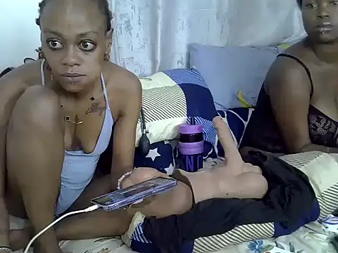 purplescarlet online show from July 2, 10:05 pm