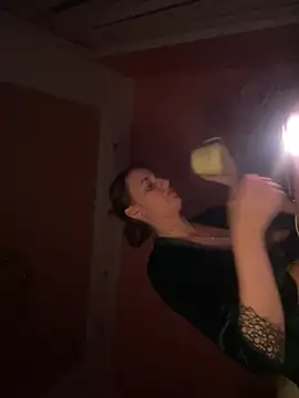 Flossy Vettie online show from March 16, 12:49 am