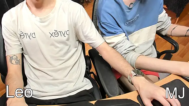 Snapshot of teelimata chatting on February 14, 12:03 pm teelimata online show from February 14, 12:03 pm