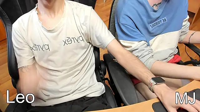 Snapshot of teelimata chatting on February 28, 1:25 pm teelimata online show from February 28, 1:25 pm