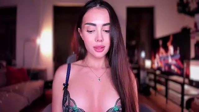 Snapshot of Lil_Gabby chatting on January 6, 7:50 pm Lil Gabby online show from January 6, 7:50 pm