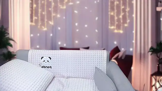 Snapshot of Giuliam chatting on December 16, 8:36 pm Giuliam online show from December 16, 8:36 pm