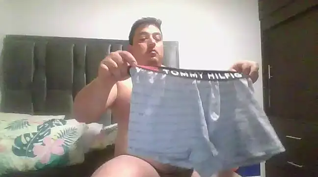 antonycruz online show from January 29, 3:54 am