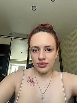 Snapshot of Lisaaan chatting on July 10, 8:18 am Lisaaan online show from July 10, 8:18 am