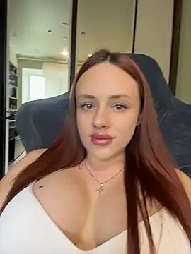 Snapshot of Lisaaan chatting on July 16, 9:04 am Lisaaan online show from July 16, 9:04 am