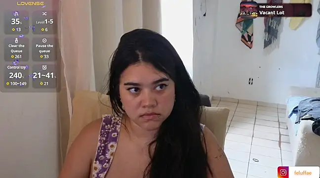 Snapshot of feluriana chatting on March 10, 8:23 pm feluriana online show from March 10, 8:23 pm