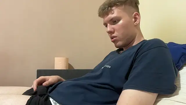 sexybooii6968 online show from September 13, 8:52 pm