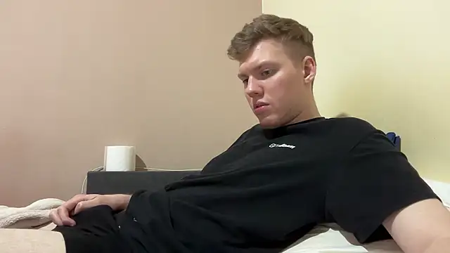 sexybooii6968 online show from January 9, 4:10 pm