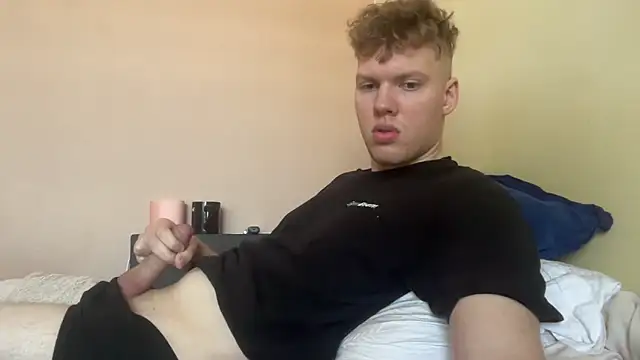 sexybooii6968 online show from May 29, 8:45 am