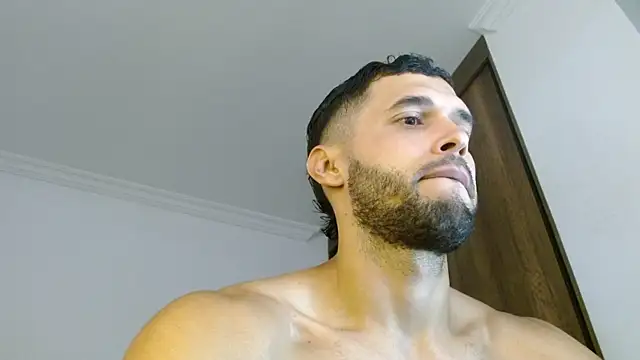 Snapshot of Noah_jhonsonn chatting on May 26, 1:07 pm Noah jhonsonn online show from May 26, 1:07 pm