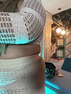 Snapshot of scarlett_sexx69 chatting on February 14, 11:51 am scarlett sexx69 online show from February 14, 11:51 am