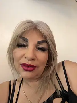 Snapshot of scarlett_sexx69 chatting on February 26, 11:42 am scarlett sexx69 online show from February 26, 11:42 am