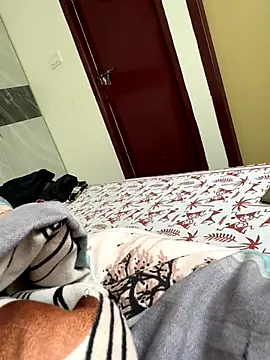 Snapshot of Greekartsguru chatting on October 12, 5:17 am Greekartsguru online show from October 12, 5:17 am