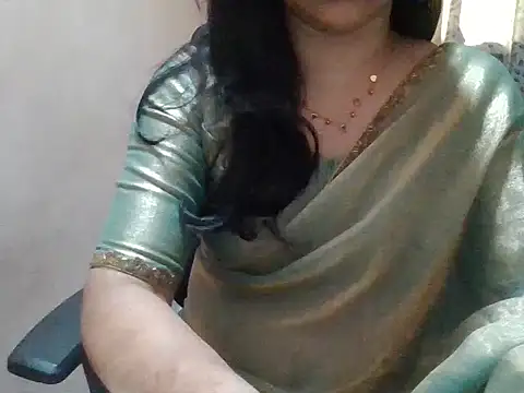 Pinky 4 online show from May 3, 11:38 am