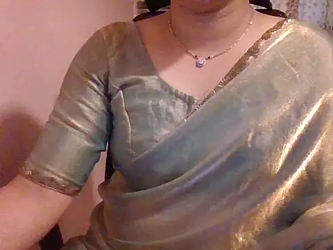 Pinky 4 online show from May 18, 6:19 am