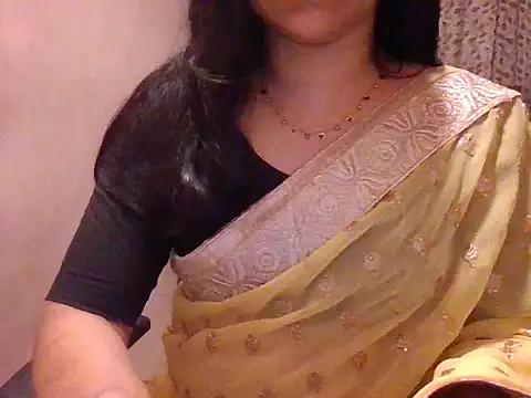 Pinky 4 online show from June 10, 9:03 pm