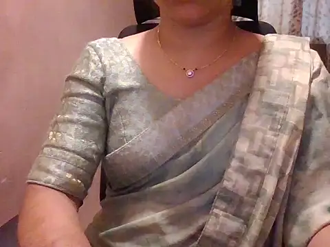 Pinky 4 online show from June 16, 9:23 am