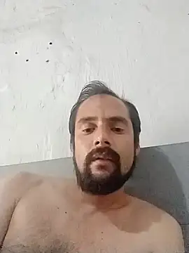 Snapshot of Brhama44 chatting on May 29, 8:40 pm Brhama44 online show from May 29, 8:40 pm