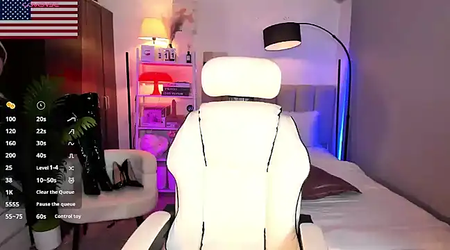 webcumgodess online show from March 9, 3:05 pm