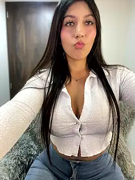 MiaJones21 online show from January 17, 12:59 am