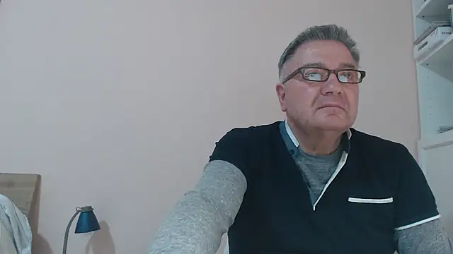 YOU6me online show from February 11, 6:01 pm