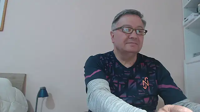 YOU6me online show from March 12, 2:45 pm