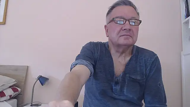 YOU6me online show from September 19, 6:48 am