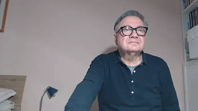 YOU6me online show from March 15, 4:51 am