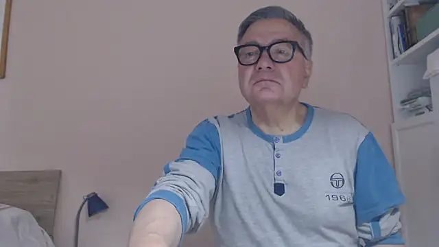 YOU6me online show from June 13, 7:17 am