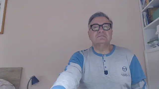 YOU6me online show from June 14, 4:36 am