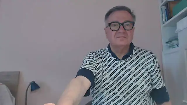 YOU6me online show from June 14, 4:42 pm