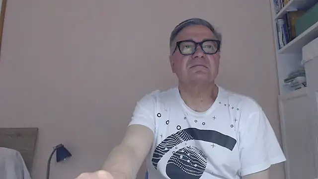 YOU6me online show from June 18, 9:36 am