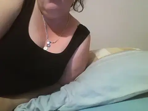 Snapshot of chubbypeach123 chatting on March 8, 9:08 pm chubbypeach123 online show from March 8, 9:08 pm