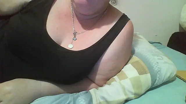 Snapshot of chubbypeach123 chatting on September 15, 9:26 pm chubbypeach123 online show from September 15, 9:26 pm