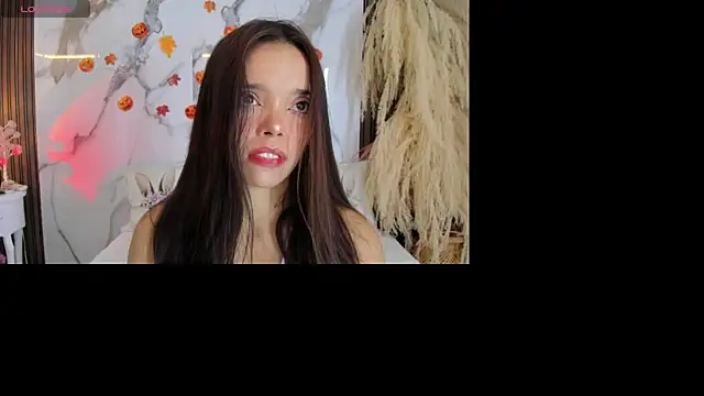 Snapshot of hannahill69 chatting on October 23, 5:07 am hannahill69 online show from October 23, 5:07 am