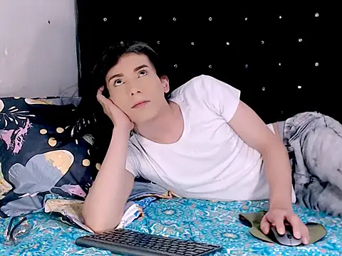 camii extrange online show from March 14, 6:35 pm