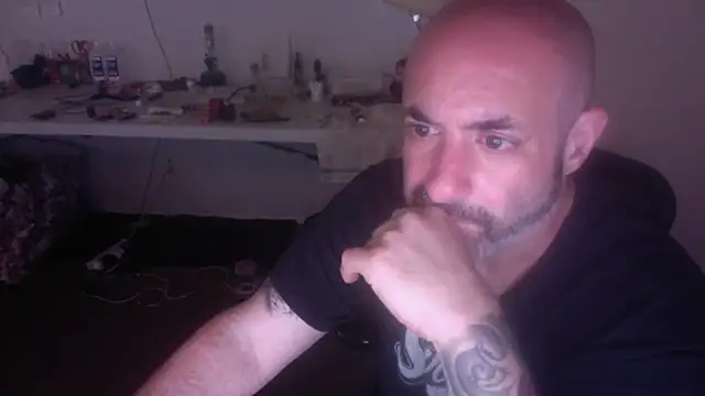 Snapshot of palidin1 chatting on July 6, 9:17 pm palidin1 online show from July 6, 9:17 pm
