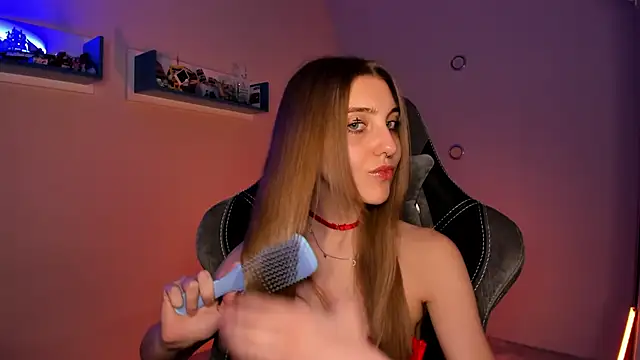 CassiaBlade1 online show from January 25, 6:35 pm