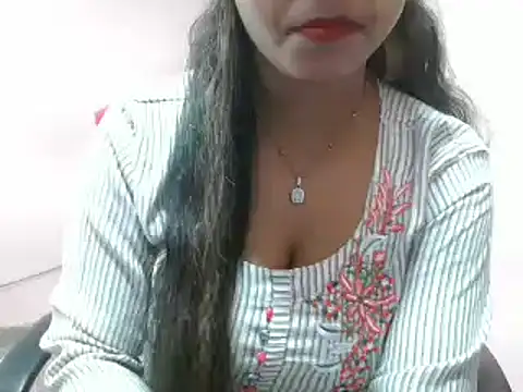 LovingPihu online show from February 7, 8:22 am