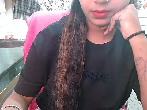 LovingPihu online show from October 9, 5:05 am