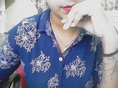 LovingPihu online show from June 14, 5:42 am