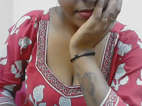 Snapshot of LovingPihu chatting on July 14, 10:21 am LovingPihu online show from July 14, 10:21 am